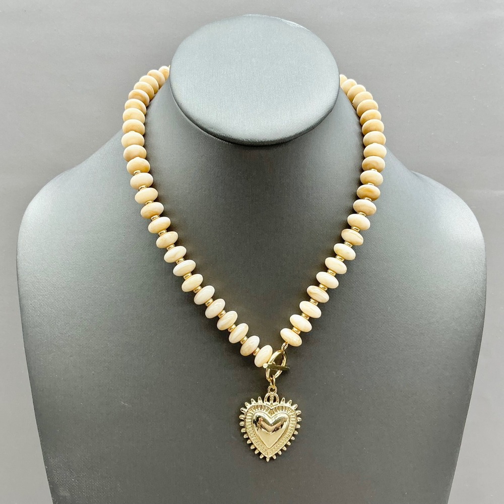 Heart Pendant Beaded Necklace Women Cream Gold Tone Toggle Clasp Fashion Jewelry
